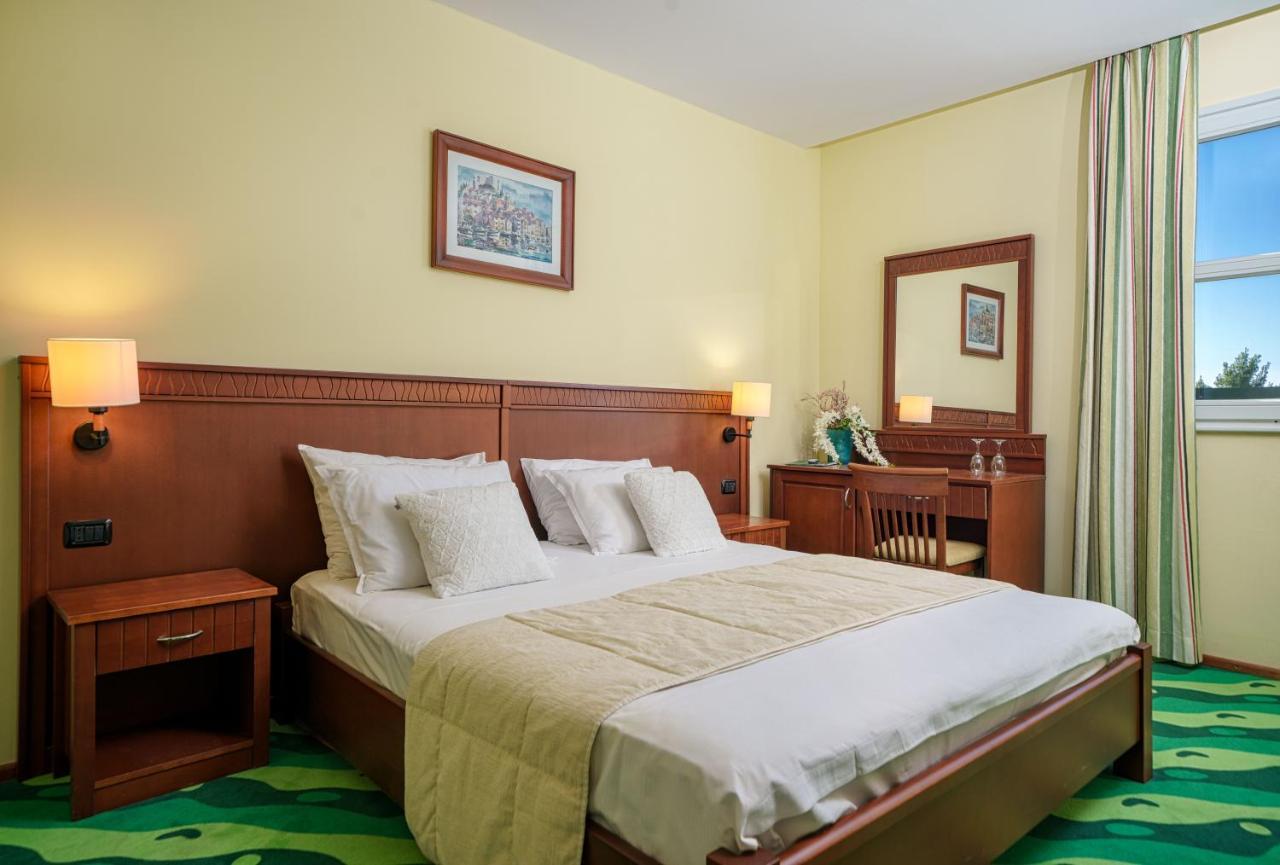 Hotel Vrata Krke Lozovac Eksteriør bilde